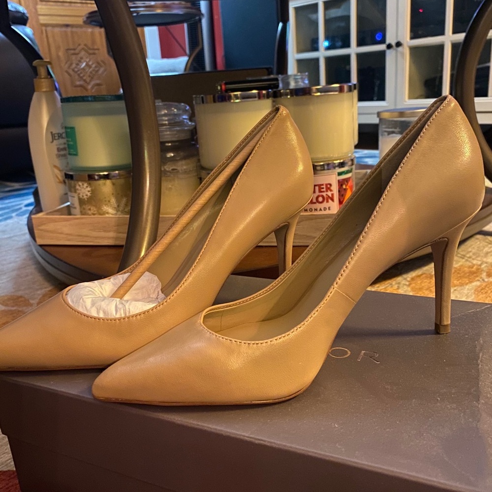 Ann Taylor Pump